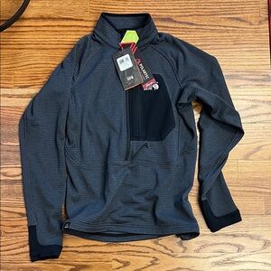 Mountain Hardwear Men's power grid half zip Jacket